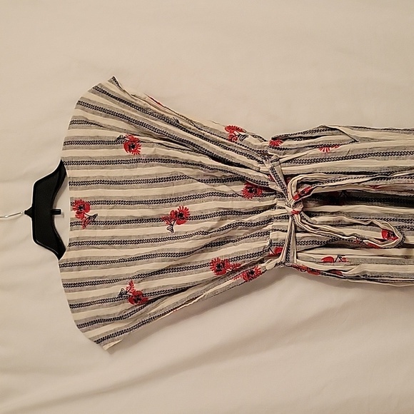 NWOT FATE BY LFD DRESS - Picture 3 of 5